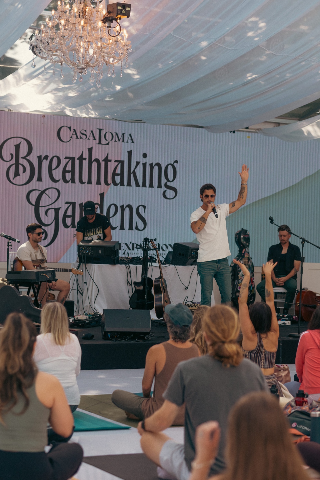 Freddy on the Breathtaking Gardens stage